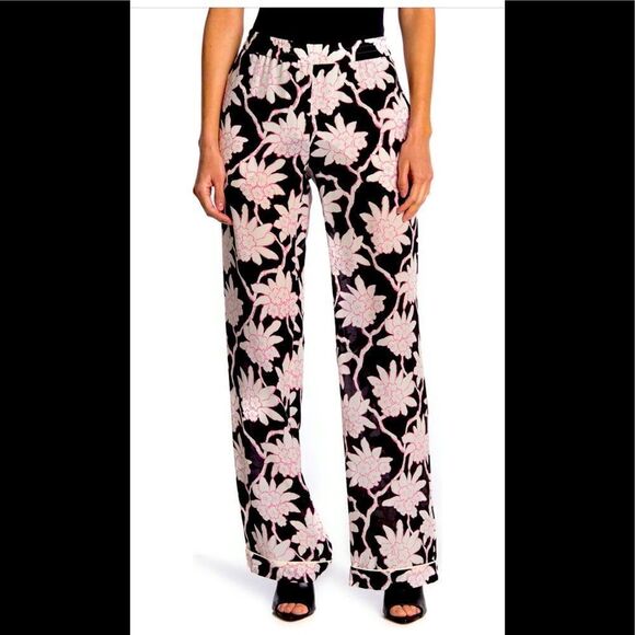 💥Authentic Valentino floral print 100% silk pants size Small, NWT - Picture 1 of 12